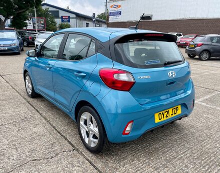 Hyundai i10 MPI SE CONNECT 9