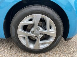 Hyundai i10 MPI SE CONNECT 13