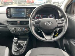 Hyundai i10 MPI SE CONNECT 18