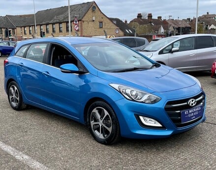 Hyundai i30 SE NAV 4