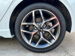 Kia Ceed CRDI GT-LINE ISG 13