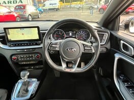 Kia Ceed CRDI GT-LINE ISG 19