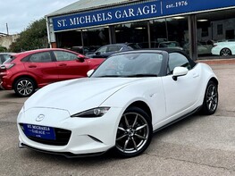 Mazda MX-5 SPORT NAV 3