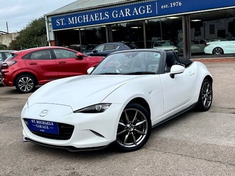 Mazda MX-5 SPORT NAV