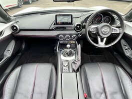 Mazda MX-5 SPORT NAV 2