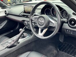 Mazda MX-5 SPORT NAV 22