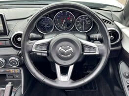 Mazda MX-5 SPORT NAV 24