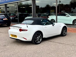 Mazda MX-5 SPORT NAV 9