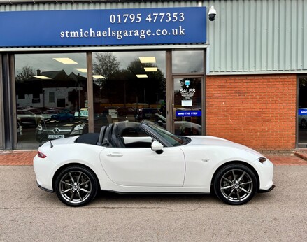 Mazda MX-5 SPORT NAV 12