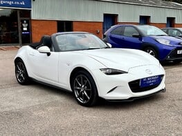 Mazda MX-5 SPORT NAV 4