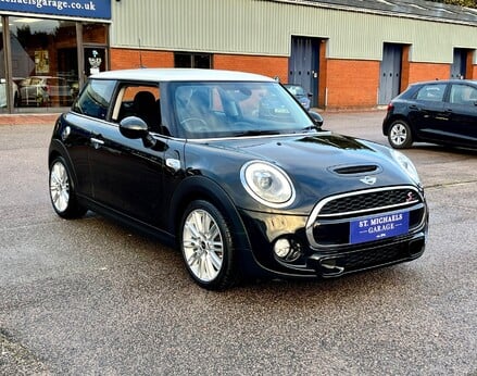 Mini Hatch COOPER S 4