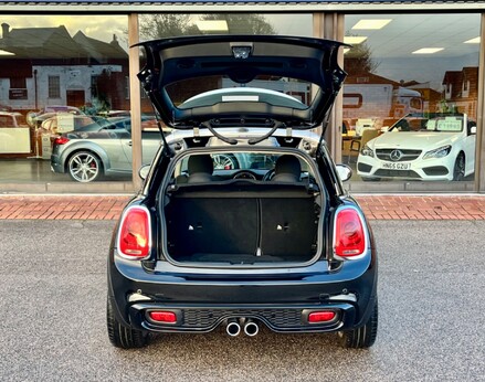 Mini Hatch COOPER S 52