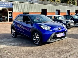 Toyota Aygo X VVT-I EDGE 4