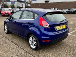 Ford Fiesta ZETEC 9