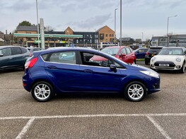 Ford Fiesta ZETEC 10