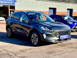 Ford Kuga TITANIUM FIRST EDITION 4