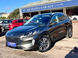 Ford Kuga TITANIUM FIRST EDITION 1