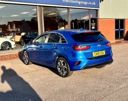 Kia Ceed BLUE EDITION ISG 9