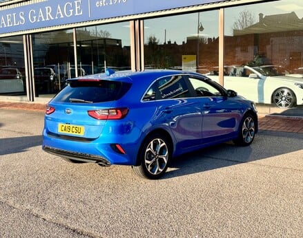 Kia Ceed BLUE EDITION ISG 8