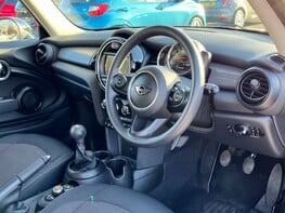 Mini Hatch COOPER 18