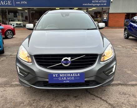 Volvo XC60 D4 R-DESIGN NAV AWD 5