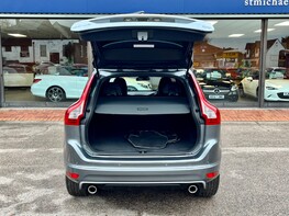 Volvo XC60 D4 R-DESIGN NAV AWD 64