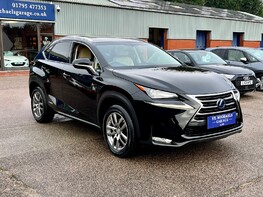 Lexus NX 300H LUXURY 4