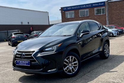 Lexus NX 300H LUXURY