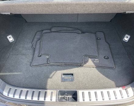 Lexus NX 300H LUXURY 63