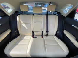 Lexus NX 300H LUXURY 60