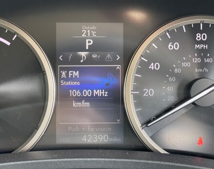 Lexus NX 300H LUXURY 23