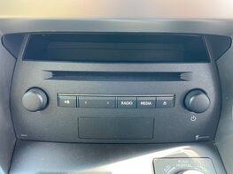 Lexus NX 300H LUXURY 43