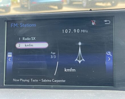 Lexus NX 300H LUXURY 32