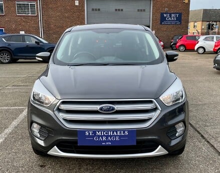 Ford Kuga ZETEC TDCI 5