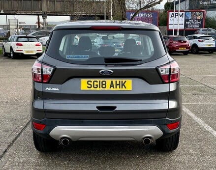 Ford Kuga ZETEC TDCI 6