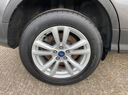 Ford Kuga ZETEC TDCI 13