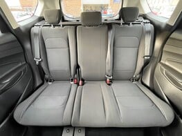 Ford Kuga ZETEC TDCI 56