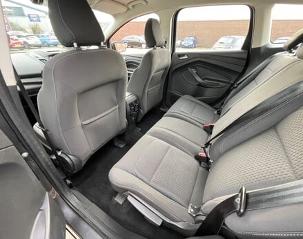 Ford Kuga ZETEC TDCI 57