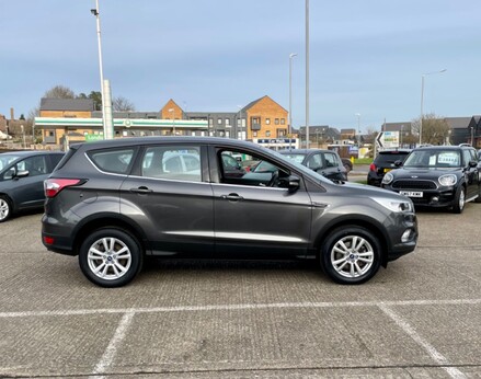 Ford Kuga ZETEC TDCI 10