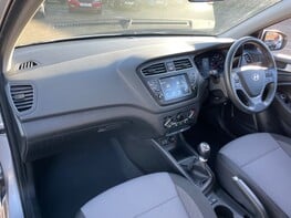 Hyundai i20 MPI SE 28