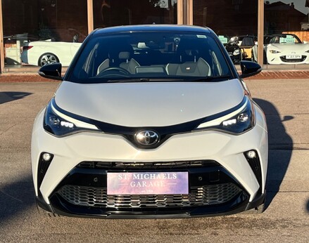 Toyota C-HR GR SPORT 59