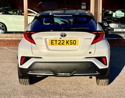 Toyota C-HR GR SPORT 6