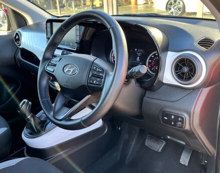 Hyundai i10 MPI PREMIUM 18