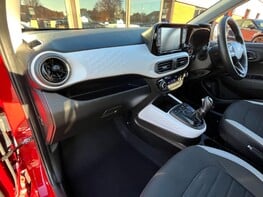 Hyundai i10 MPI PREMIUM 17