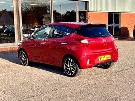 Hyundai i10 MPI PREMIUM 9