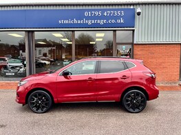 Nissan Qashqai DIG-T N-TEC DCT 11