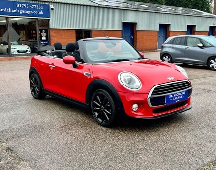 Mini Convertible COOPER 4