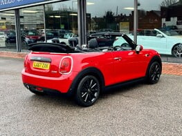 Mini Convertible COOPER 8