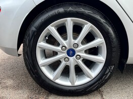 Ford Fiesta TITANIUM 15