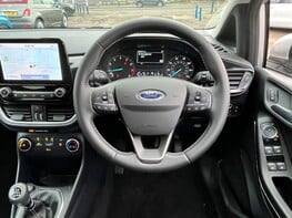 Ford Fiesta TITANIUM 19